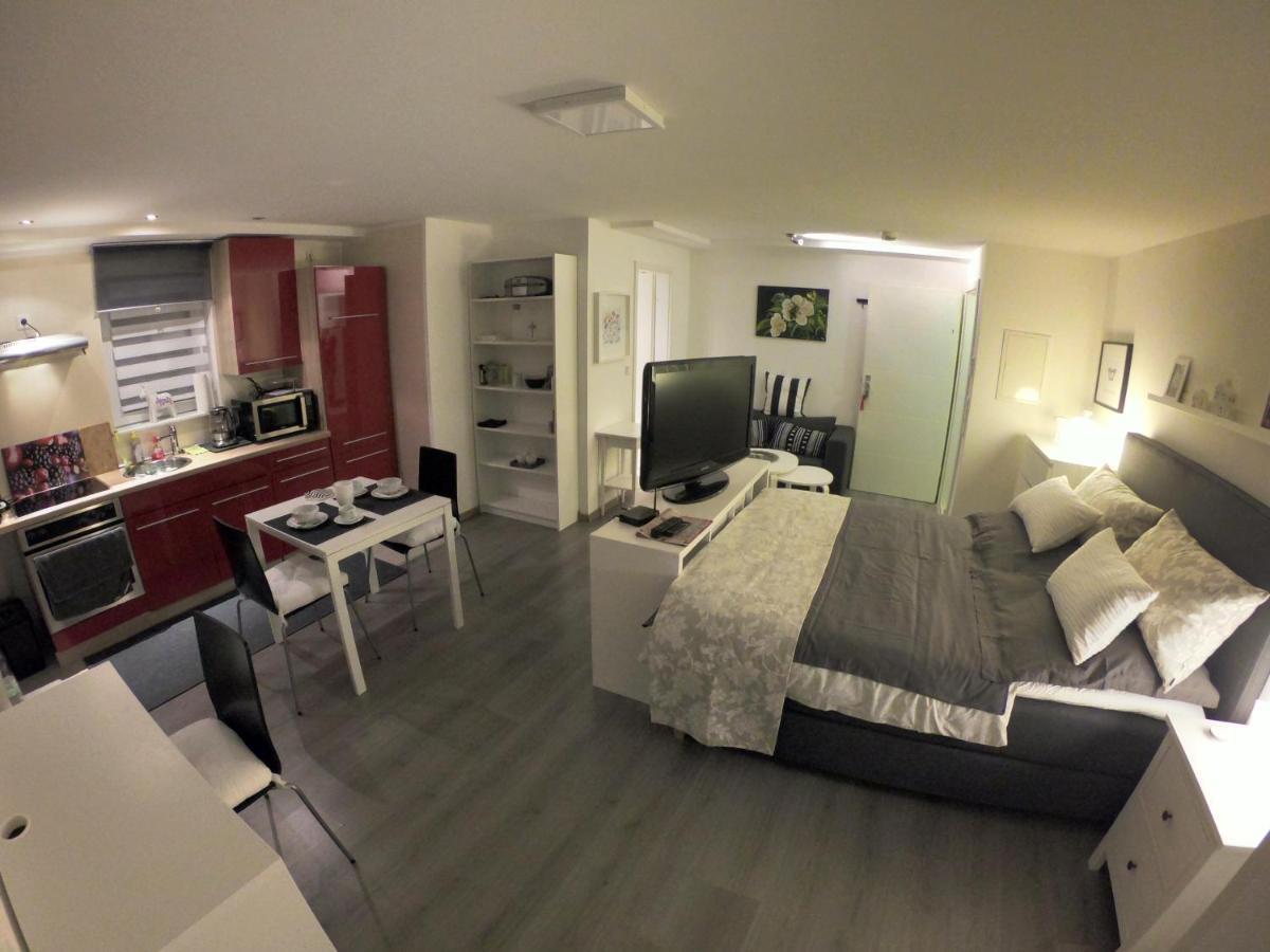 Haus Koch Apartment Niestetal ภายนอก รูปภาพ